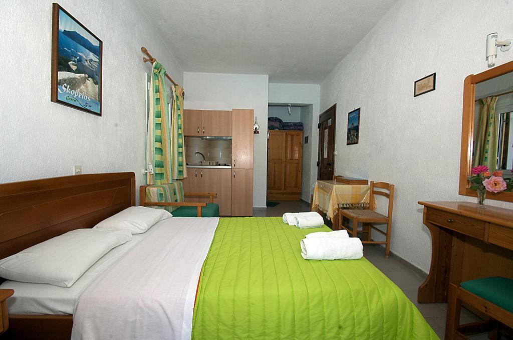 Pegasus Apartments Stafylos Zimmer foto